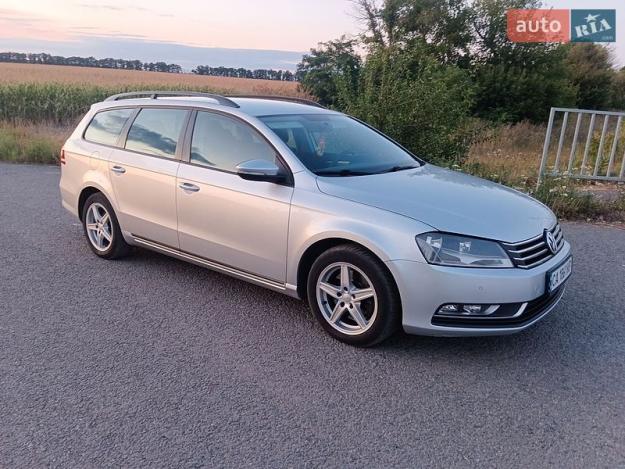 Volkswagen Passat, 2013г. 2.0л. дизель Черкаси в кредит