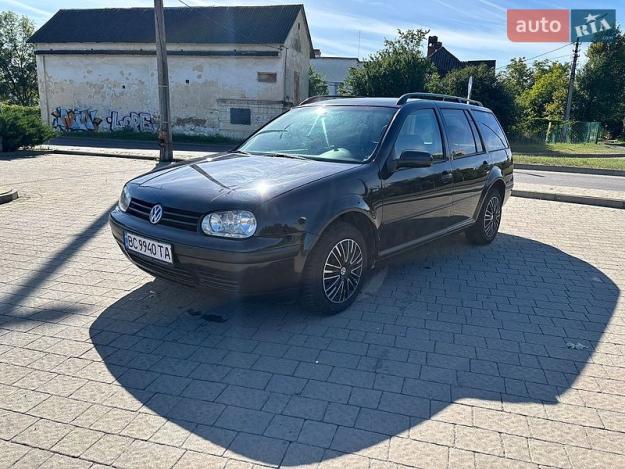 Volkswagen Golf, 2001г. 1.6л. бензин Львів в кредит