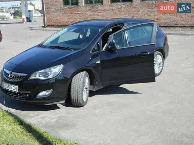 Opel Astra, 2011г. 2.0л. дизель Луцьк в кредит