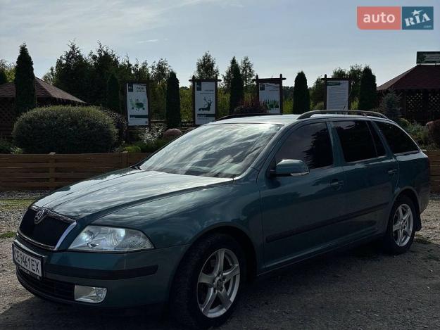 Skoda Octavia, 2005г. 1.6л. бензин Чернівці в кредит