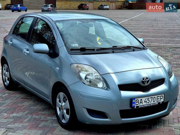 Toyota Yaris, 2010г. 1.3л. гібрид Харків в кредит