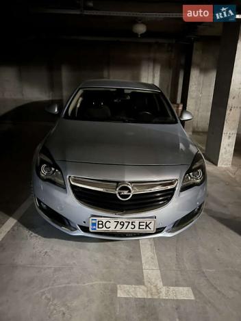 Opel Insignia, 2015г. 2.0л. бензин Львів в кредит