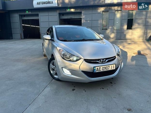 Hyundai Elantra, 2012г. 1.6л. бензин Дніпро в кредит