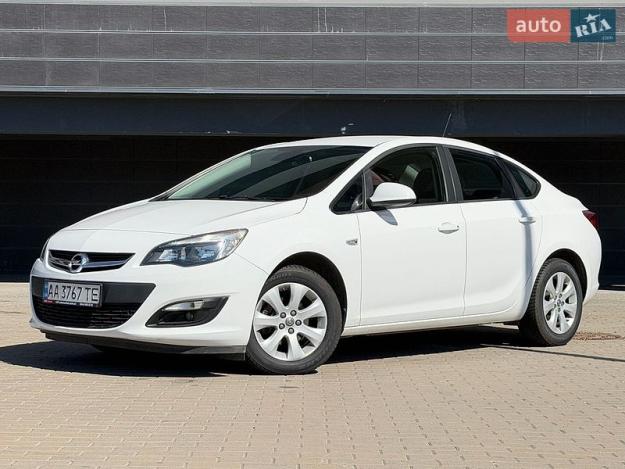 Opel Astra, 2017г. 1.4л. гібрид Київ в кредит
