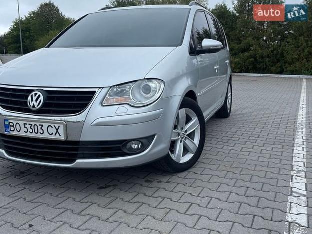 Volkswagen Touran, 2009г. 2.0л. дизель Тернопіль в кредит