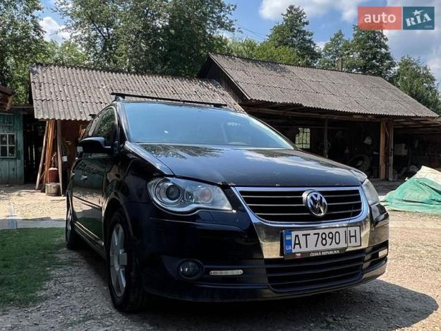 Volkswagen Touran, 2008г. 2.0л. дизель Львів в кредит