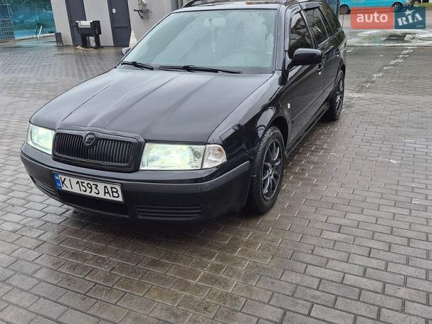 Skoda Octavia, 2004г. 1.6л. бензин Київ в кредит