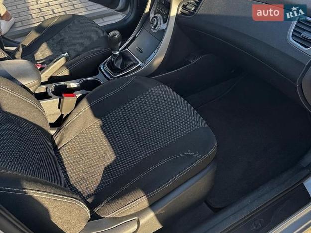 Hyundai Elantra, 2011г. 1.6л. бензин Одеса в кредит