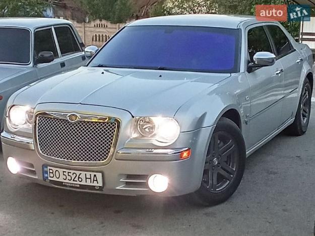 Chrysler 300c, 2005г. 0.0л. бензин Івано-Франківськ в кредит