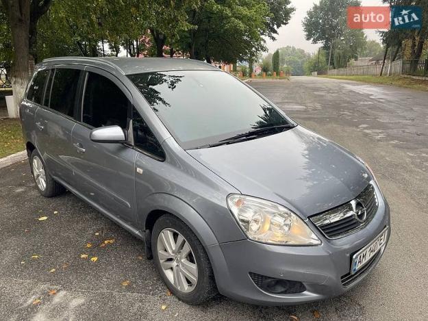 Opel Zafira, 2009г. 1.7л. дизель Житомир в кредит