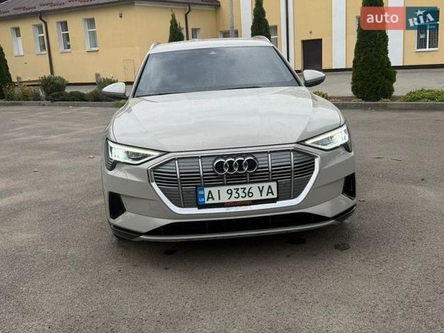 Audi E-tron, 2020г. 0.0л. Електро Дніпро в кредит