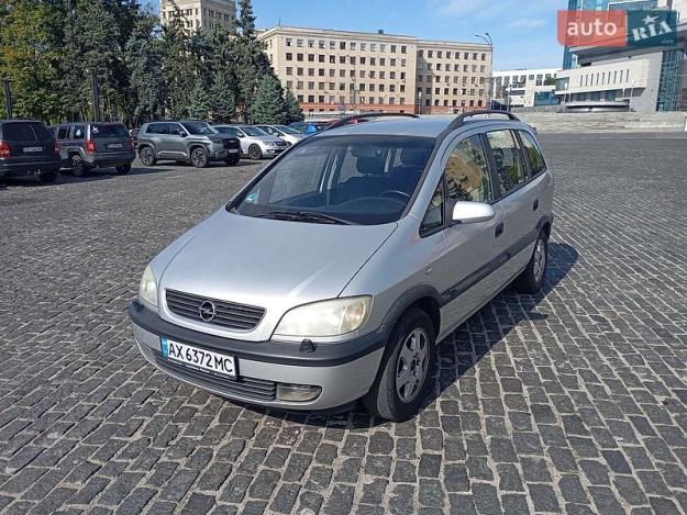 Opel Zafira, 2002г. 1.8л. бензин Харків в кредит