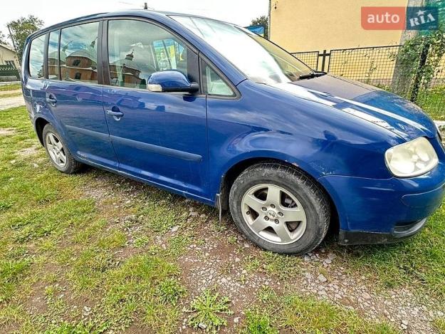 Volkswagen Touran, 2003г. 1.6л. бензин Львів в кредит