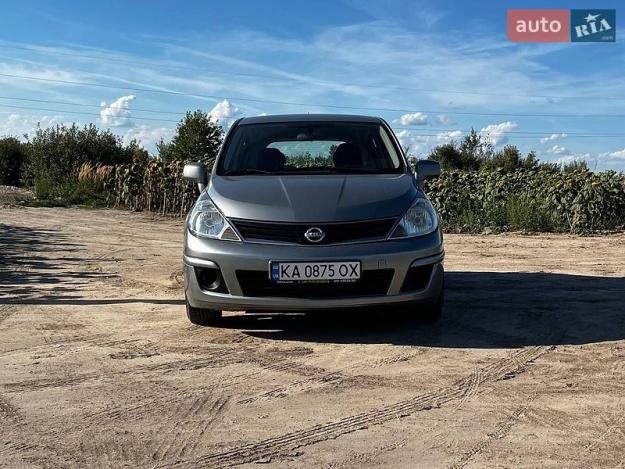 Nissan Tiida, 2011г. 1.6л. бензин Ужгород в кредит