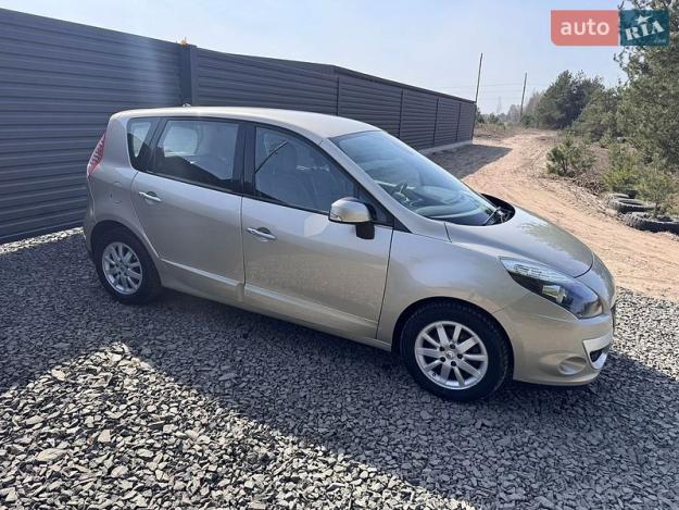 Renault Scenic, 2010г. 1.9л. дизель Луцьк в кредит