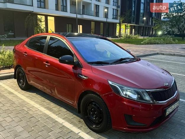 Kia Rio, 2013г. 1.4л. гібрид Львів в кредит