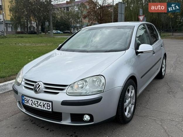 Volkswagen Golf, 2004г. 1.6л. бензин Рівне в кредит