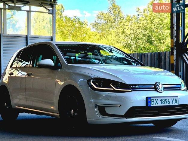 Volkswagen E-golf, 2018г. 0.0л. Електро Харків в кредит