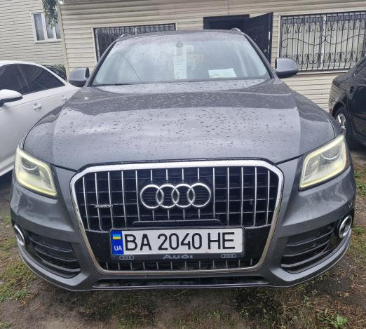 Audi Q5, 2012г. 2.0л. бензин Олександрія в кредит