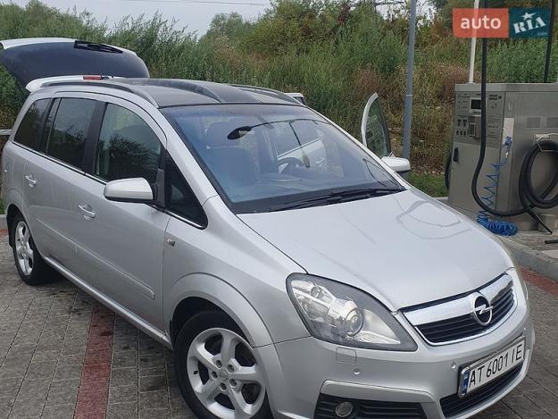 Opel Zafira, 2005г. 1.9л. дизель Івано-Франківськ в кредит