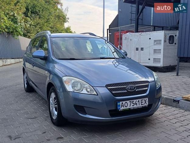 Kia Ceed, 2009г. 1.4л. бензин Ужгород в кредит