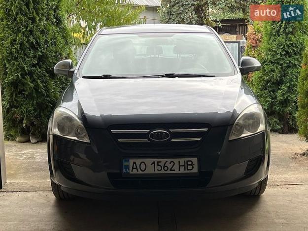 Kia Ceed, 2007г. 1.4л. бензин Ужгород в кредит