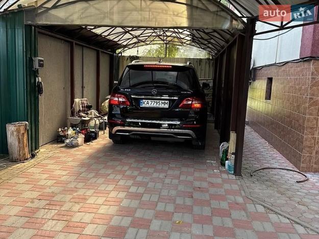 Mercedes-benz M-class, 2011г. 3.0л. дизель Київ в кредит