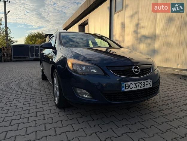 Opel Astra, 2011г. 2.0л. дизель Львів в кредит