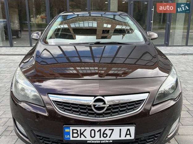 Opel Astra, 2011г. 1.7л. дизель Рівне в кредит