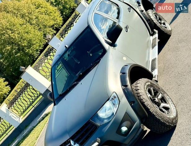 Mitsubishi L 200, 2012г. 2.5л. дизель Житомир в кредит