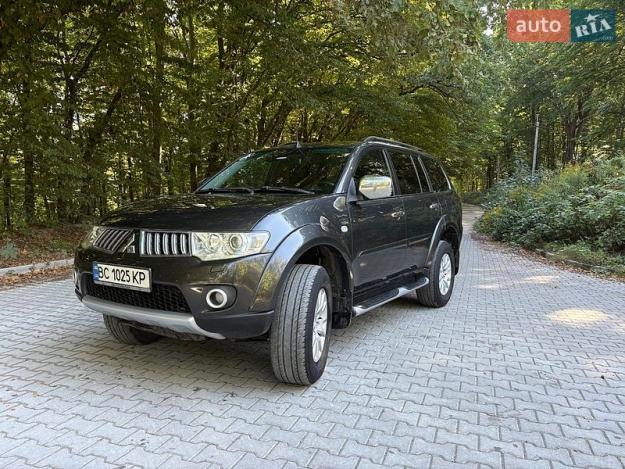 Mitsubishi Pajero sport, 2011г. 2.5л. дизель Львів в кредит