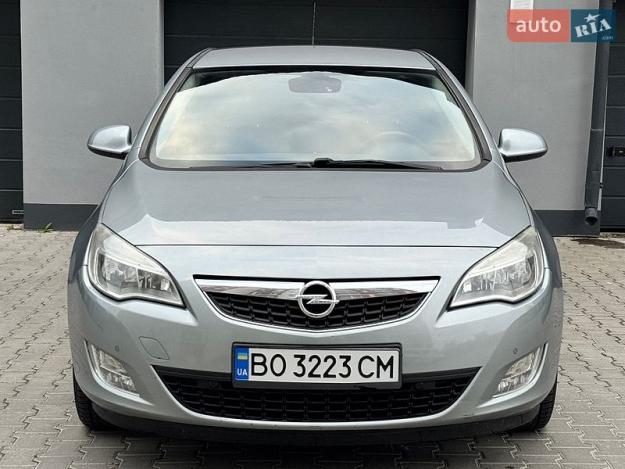 Opel Astra, 2010г. 1.6л. бензин Тернопіль в кредит