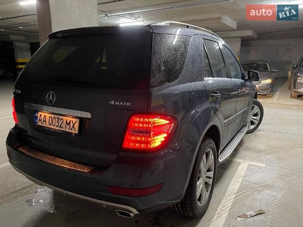 Mercedes-benz M-class, 2010г. 3.5л. бензин Київ в кредит