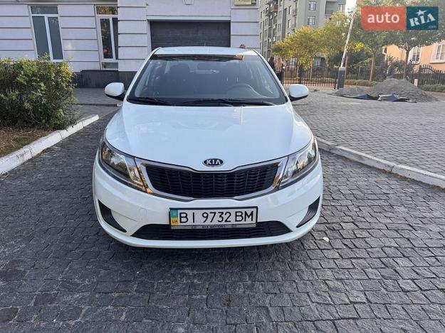 Kia Rio, 2012г. 1.4л. бензин Полтава в кредит