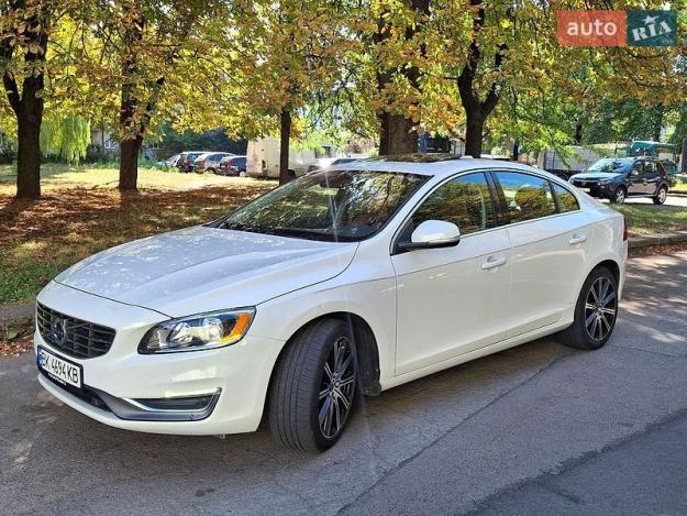 Volvo S60, 2016г. 2.0л. бензин Рівне в кредит