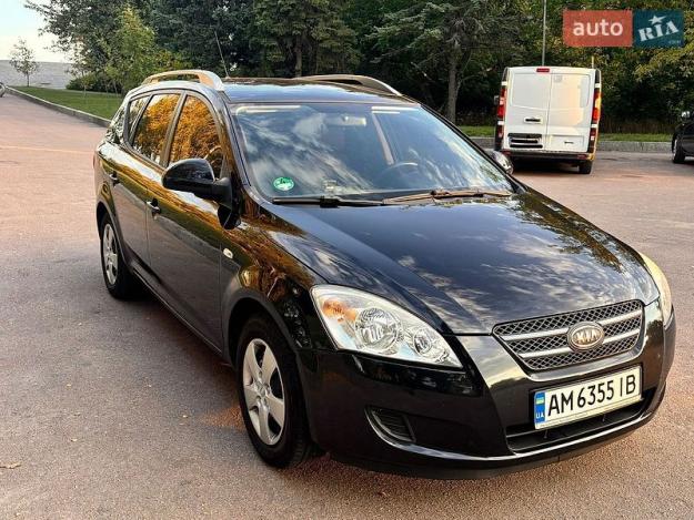 Kia Ceed, 2008г. 1.4л. бензин Житомир в кредит