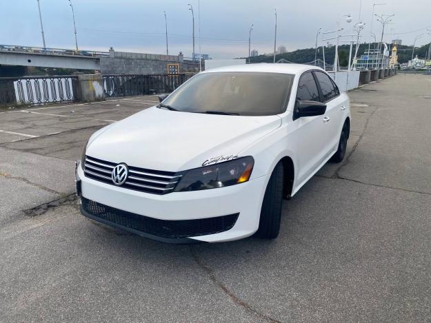 Volkswagen Passat sedan, 2013г. 2.5л. гібрид Київ в кредит