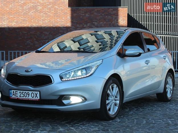 Kia Cee'd, 2013г. 1.6л. бензин Дніпро в кредит