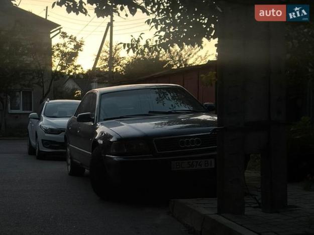 Audi A8, 2001г. 2.5л. бензин Львів в кредит