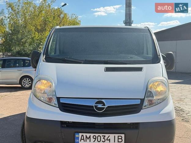 Opel Vivaro, 2014г. 2.0л. дизель Житомир в кредит