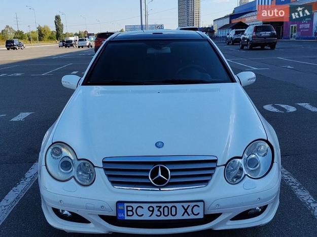 Mercedes-benz C-class, 2004г. 1.8л. бензин Київ в кредит