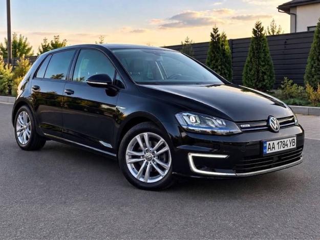 Volkswagen Golf, 2016г. 0.0л. Електро Київ в кредит