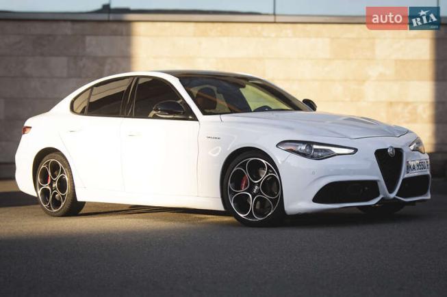 Alfa romeo Giulia, 2022г. 2.0л. бензин Київ в кредит