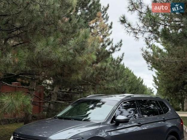 Volkswagen Tiguan, 2022г. 2.0л. бензин Дніпро в кредит
