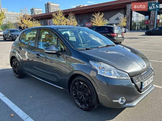 Peugeot 208, 2015г. 1.6л. дизель Київ в кредит