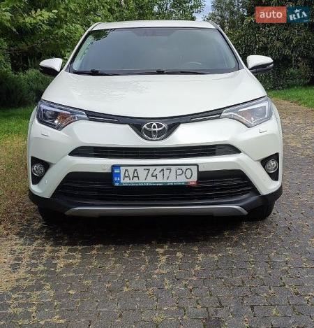 Toyota Rav4, 2017г. 2.2л. дизель Київ в кредит