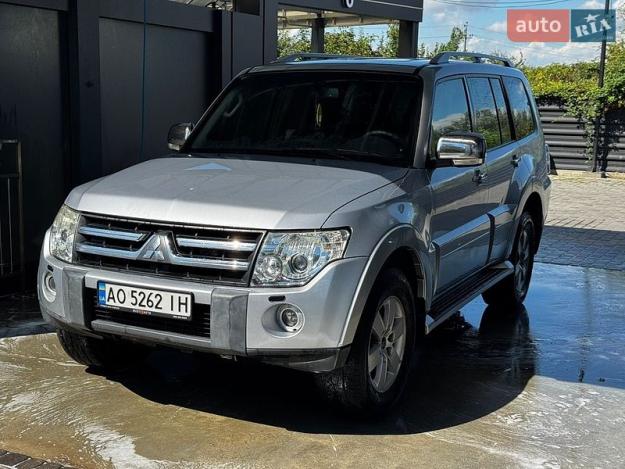 Mitsubishi Pajero, 2008г. 3.0л. бензин Ужгород в кредит
