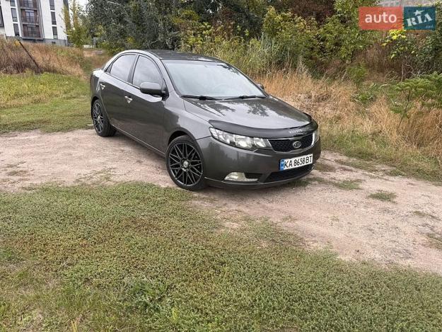 Kia Cerato, 2012г. 2.0л. бензин Київ в кредит