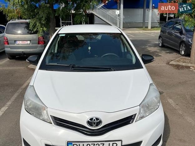 Toyota Yaris, 2013г. 1.3л. бензин Одеса в кредит