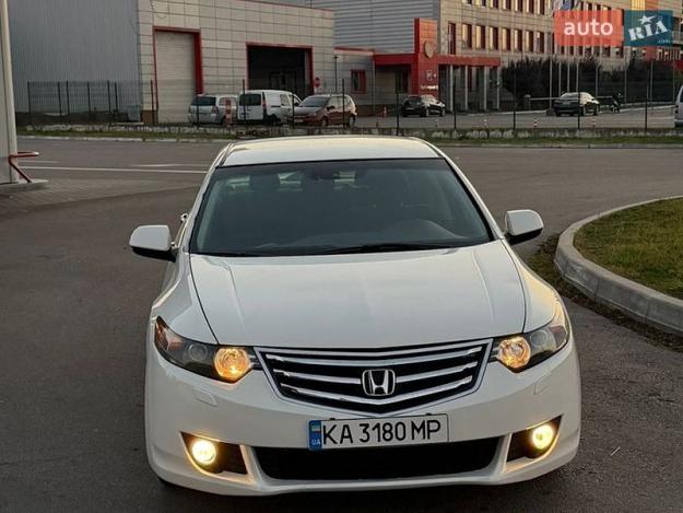 Honda Accord, 2010г. 2.0л. бензин Київ в кредит